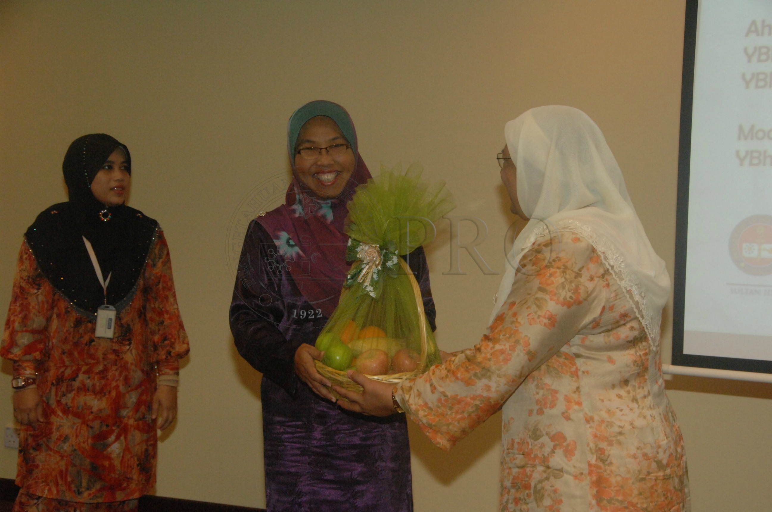 PRO 14 34 WACANA FBA 0056